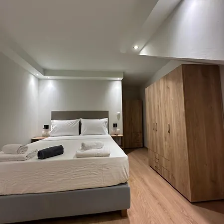 アパート Q Rocco Apartments, Corfu Town コルフ島
