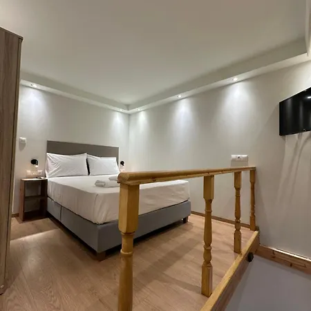 Q Rocco Apartments, Corfu Town アパート *