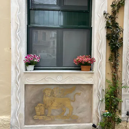 Q Rocco Apartments, Corfu Town * コルフ島